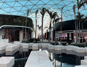 Řízení světel v luxusní restauraci v Kuvajtu