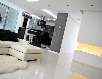 Řídicí systém luxusního bytu v bytovém domě Tři věže - Bratislava, Slovensko