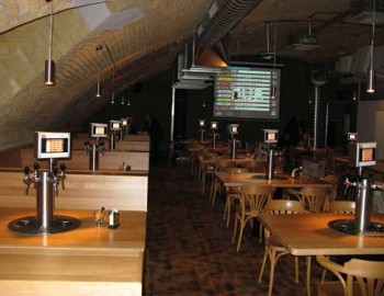 Řízení technologií samoobslužných pivních barů