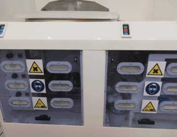 Řízení procesu mytí křemíkových desek - Finsko