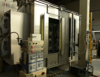 Řízení trysek linky nanášení barvy na základní část pouličních lamp - Ternopol, Ukrajina