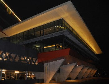 Řízení kongresového patra hotelu Van Der Valk Veenendaal, Holandsko