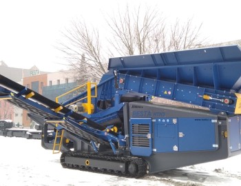 Řízení mobilního hrubotřídiče RESTA HTH3-20