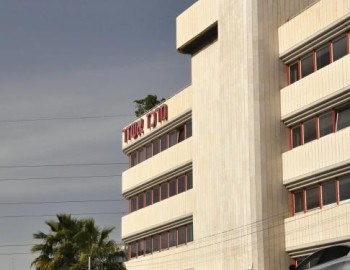 Řídicí systém administrativní budovy Ashdar v Tel Avivu