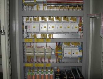 Řízení technologií samoobslužných pivních barů