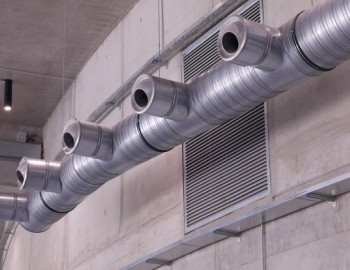 Hra světel ve Světě Techniky v Ostravě-Dolních Vítkovicích, Česká republika