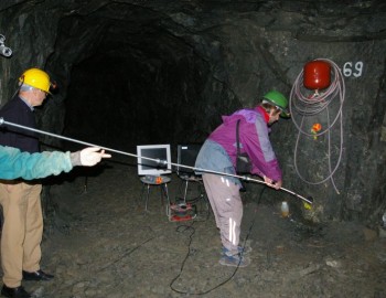 Monitoring experimentů ve štole Josef