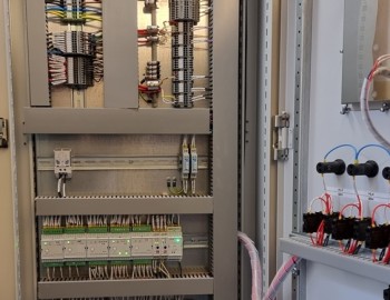 Řídící systém pro budovu Ministerstva průmyslu a obchodu - Praha