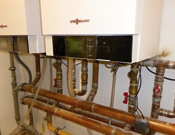 Řízení technologií administrativně-výrobní haly společnosti VIPAX – Lukov, ČR