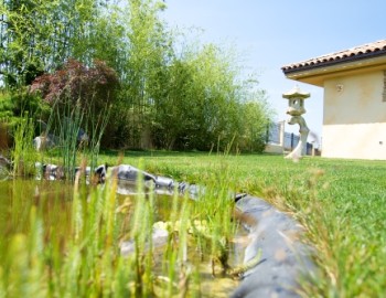 Komplexní řídicí systém pro stylový bungalov - Tvrdošovce, Slovensko